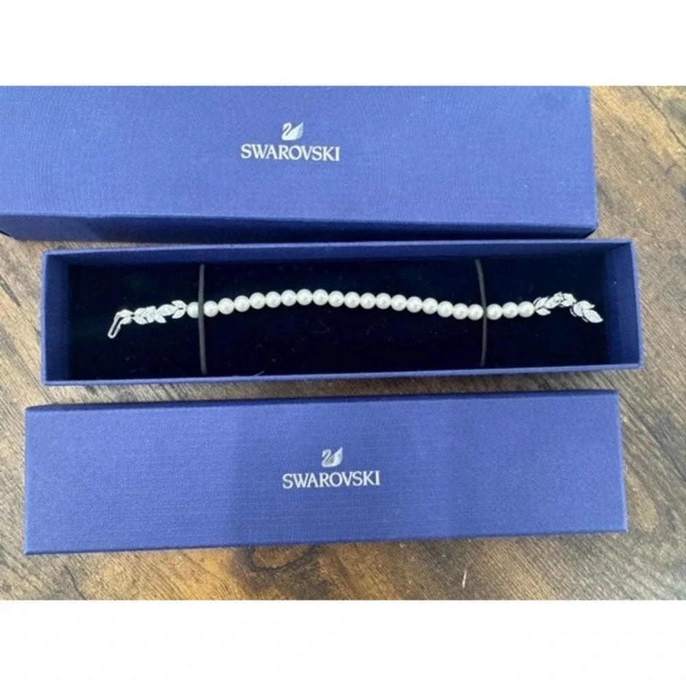 Swarovski Louison Pearl Bracelet White Rhodium Plated Crystal Bridal Classic